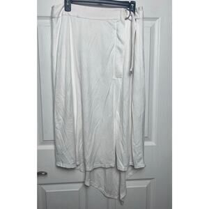 Matty M Women's Flowy Wrap White Skirt Size Large Buckle Zipper